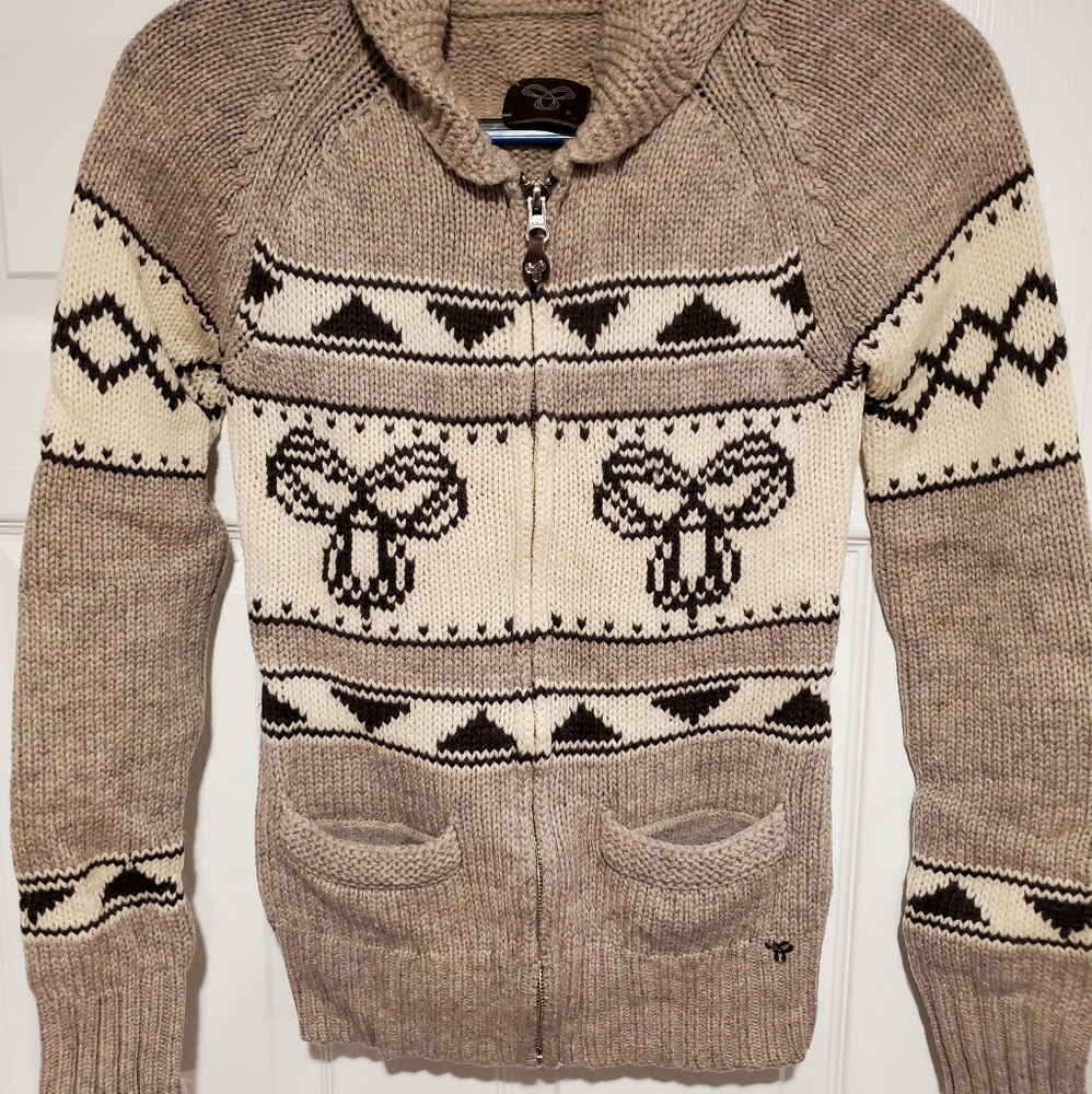 Tna cowichan sea to sky sweater